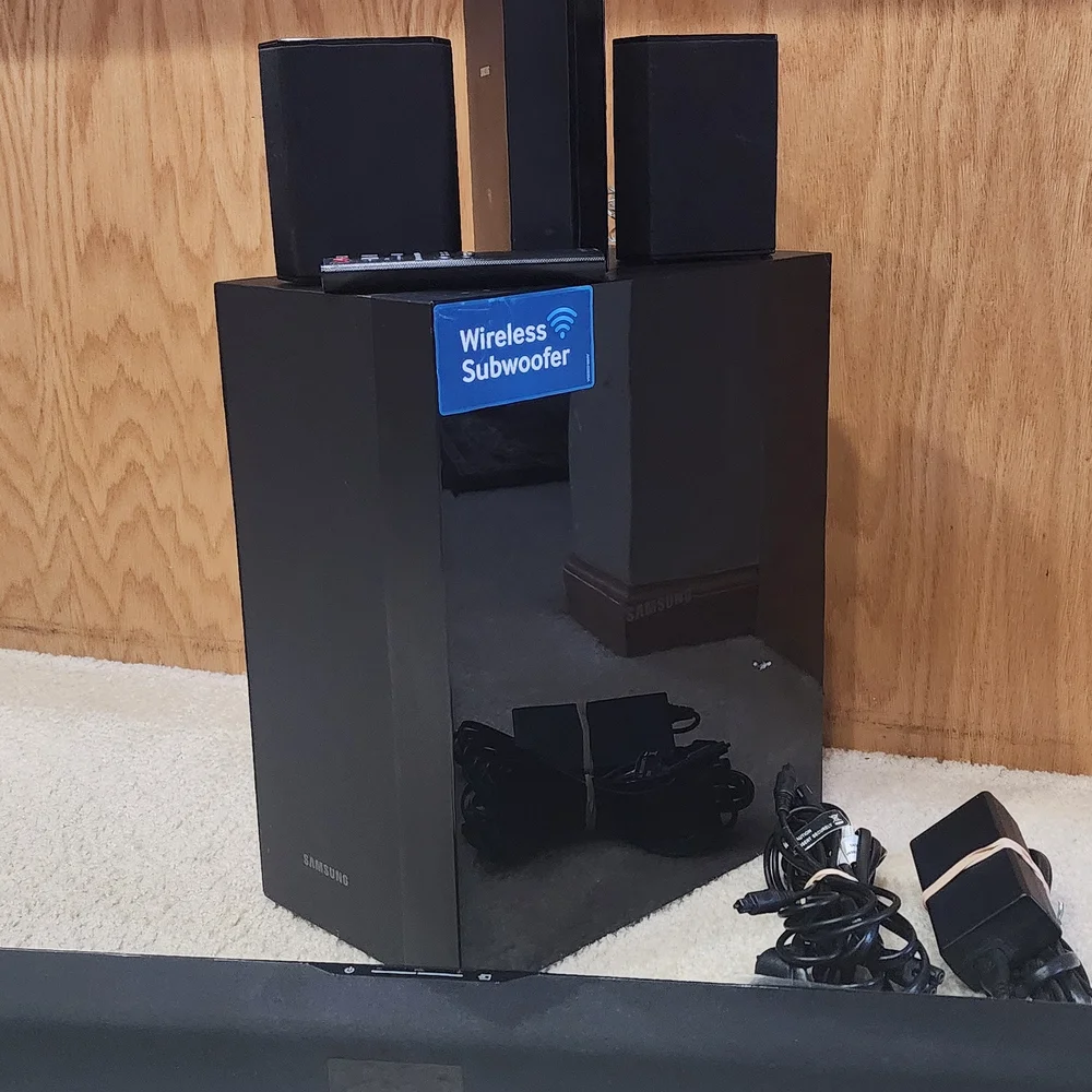 Samsung Black Blu-ray Player with Remote